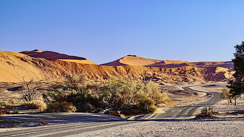 Road view to Sossusvlei