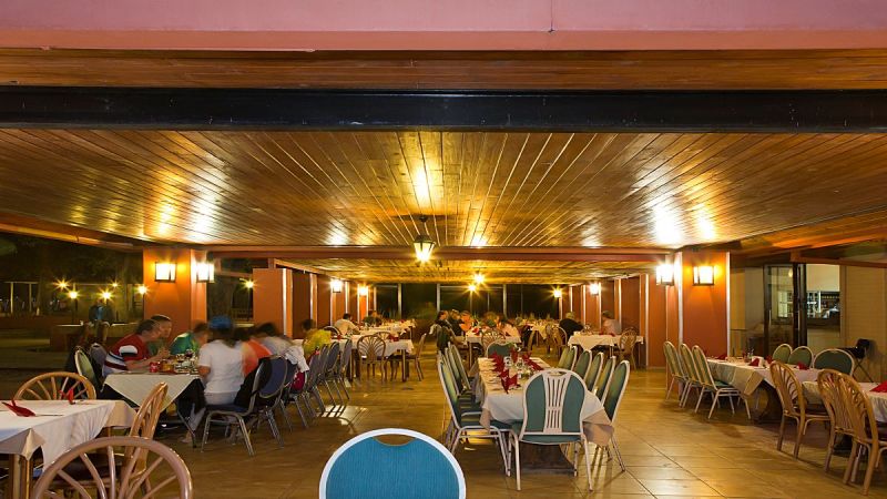 Halali Camp: Etosha - National Park (with Accommodation)